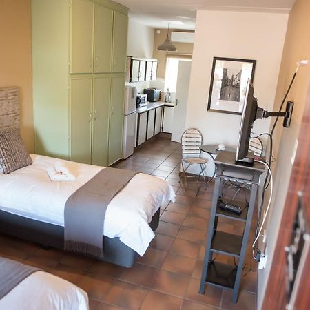 Melrose Place Guestrooms Potchefstroom Eksteriør billede